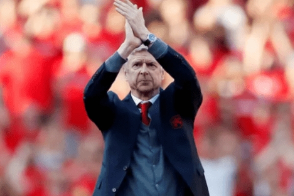 溫格去哪里執(zhí)教了？