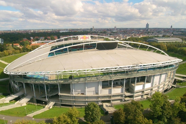 萊比錫紅牛的主場在哪里？