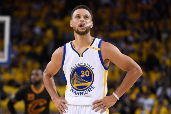 籃球比賽中六種防守戰(zhàn)術(shù)是什么？